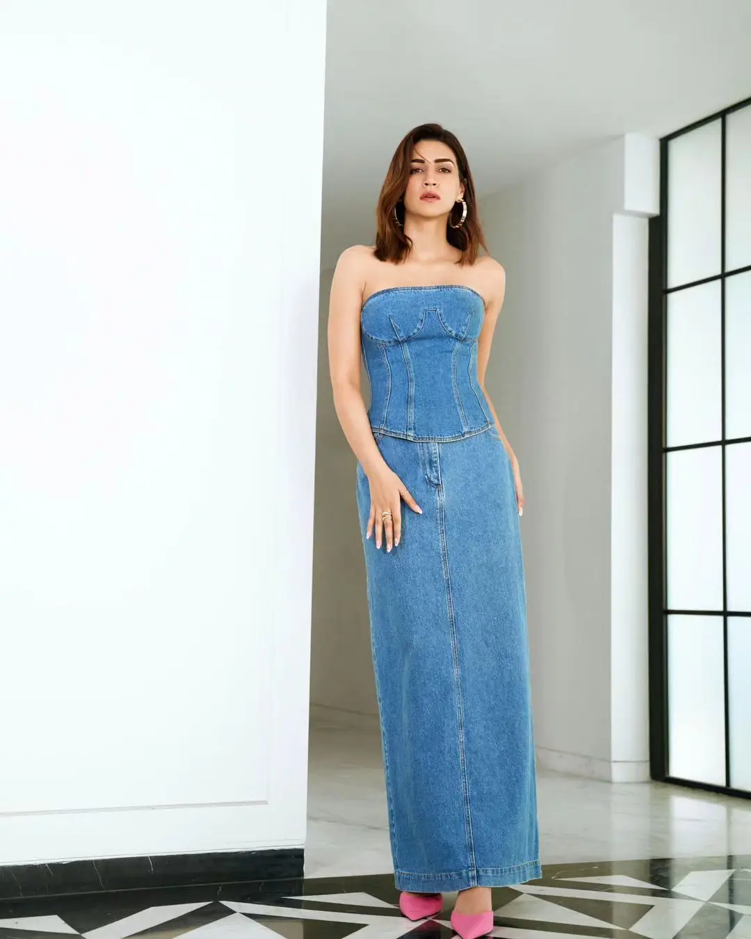 Kriti Sanon in Sleeveless Blue Gown